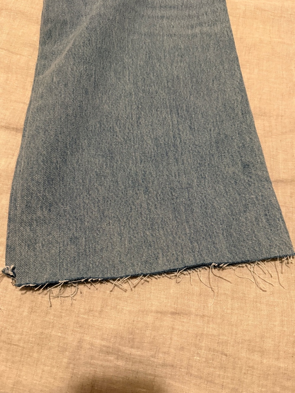 Levi's Light Blue Ribcage Wide Leg High-Rise Jeans - Picture 5 of 6
